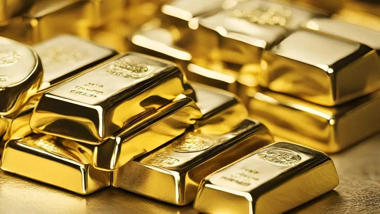 Indian Selling Gold