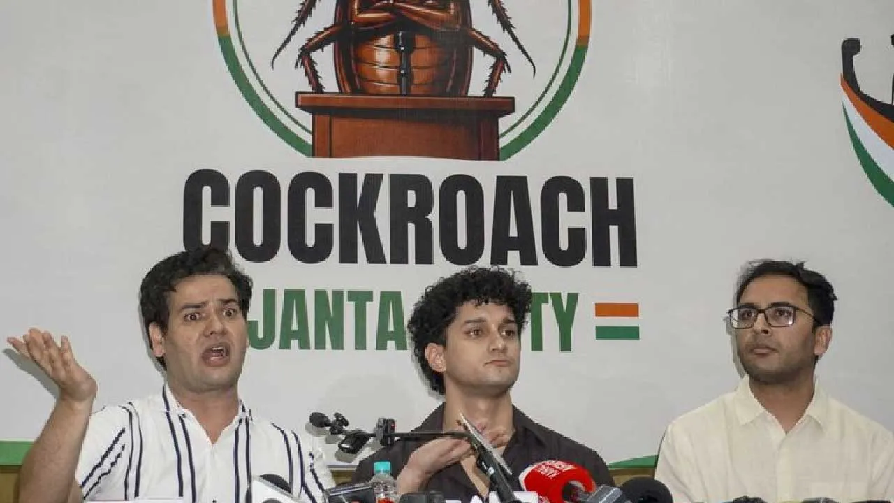 cockroach-janata-party2