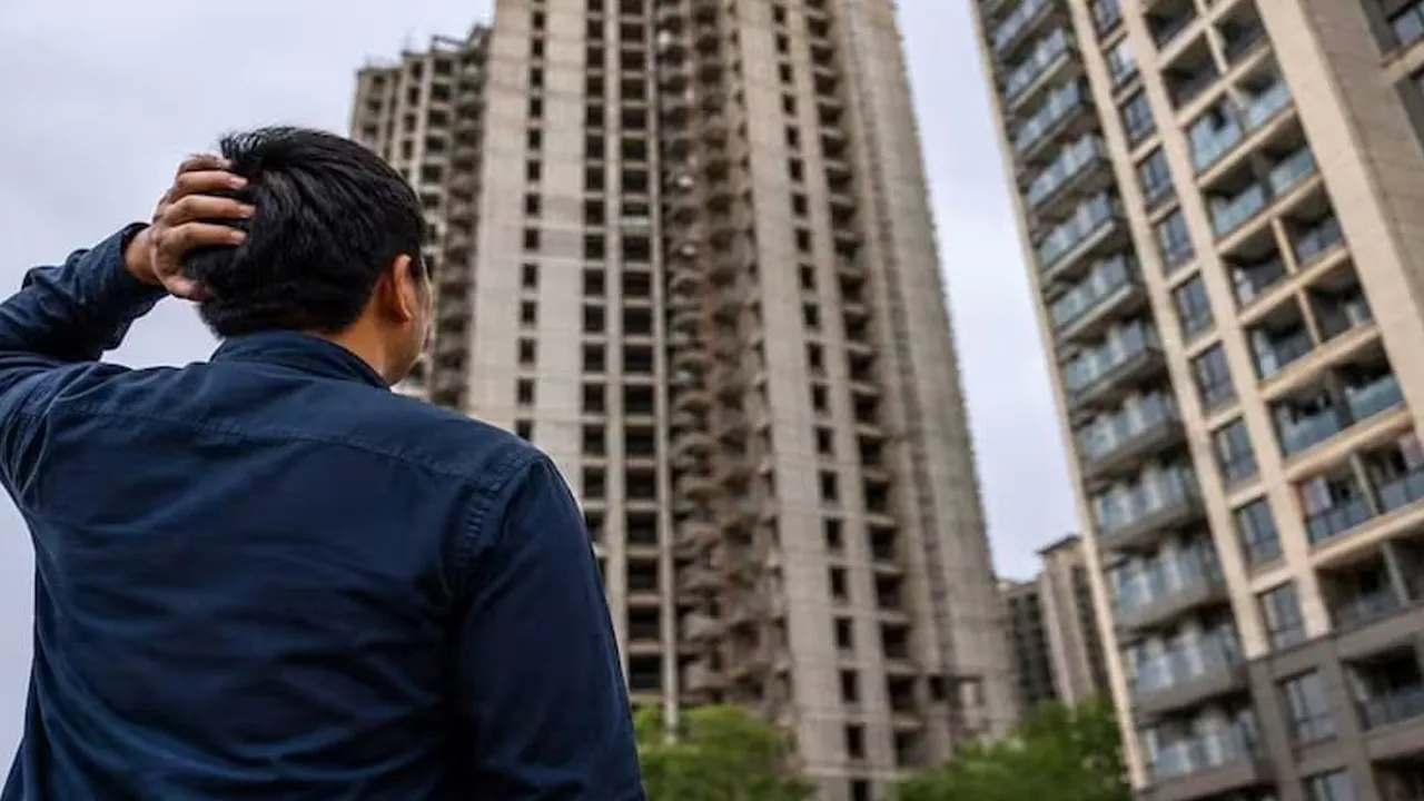 Man-Buys-34th-Floor-Flat 