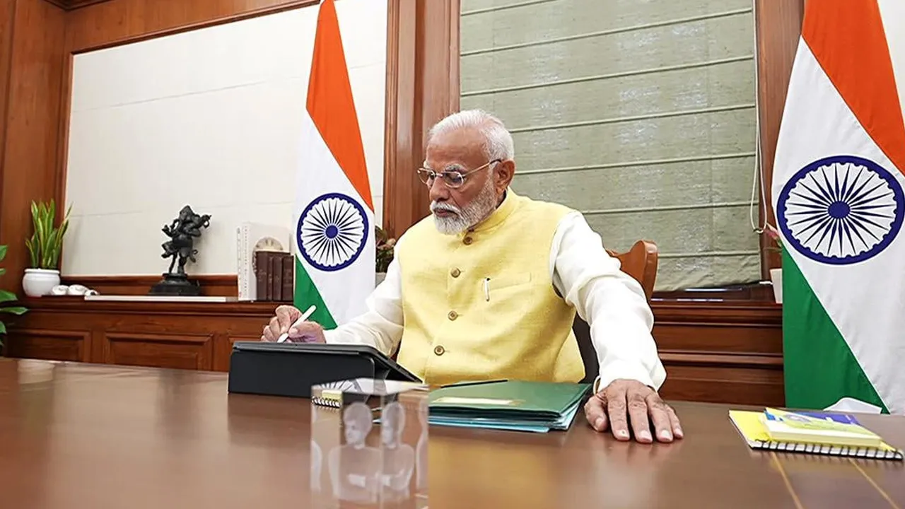 મોદી કેબિનેટમાં ફેરબદલની અટકળો, કેટલાક મંત્રીઓની વિદાય નક્કી; મોટા ફેરબદલની શક્યતા
