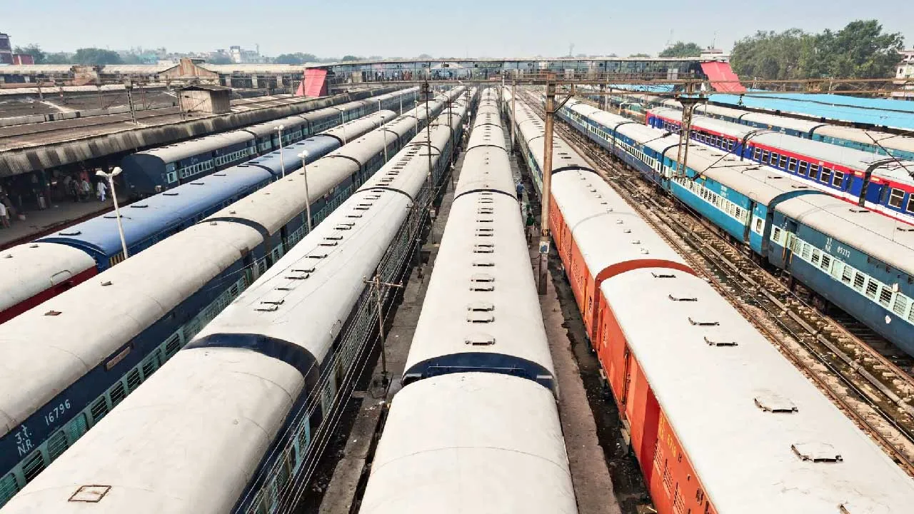 railway-train.jpg63
