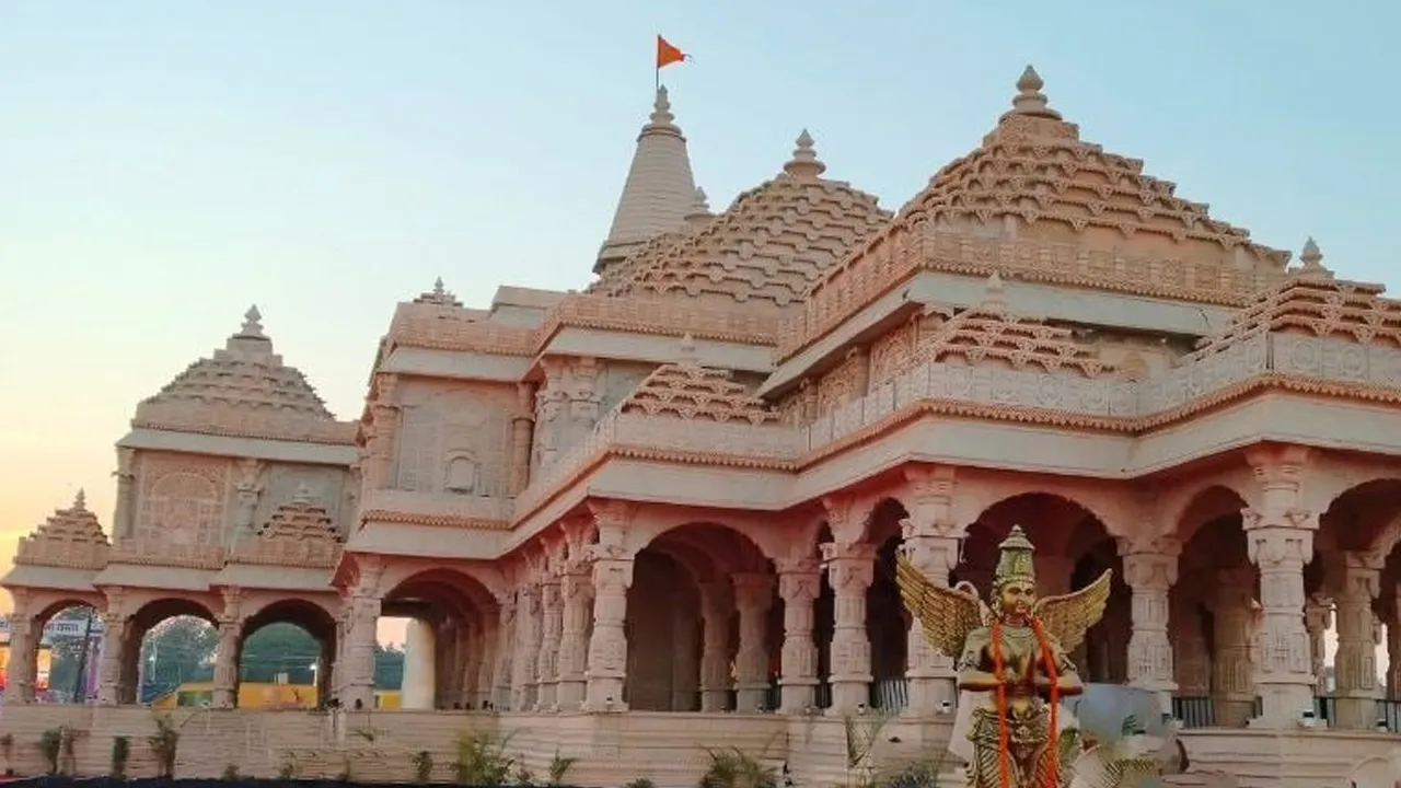 Ram-Temple-donation-row4 
