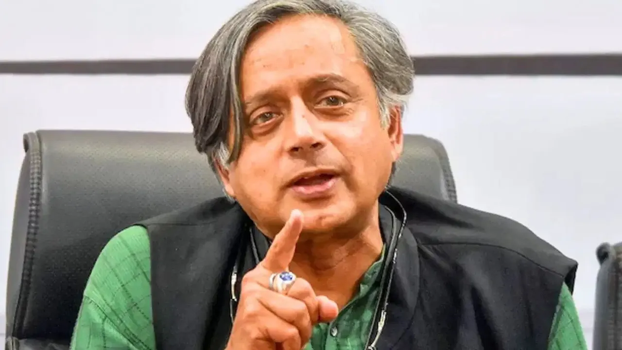 Shashi-Tharoor1 