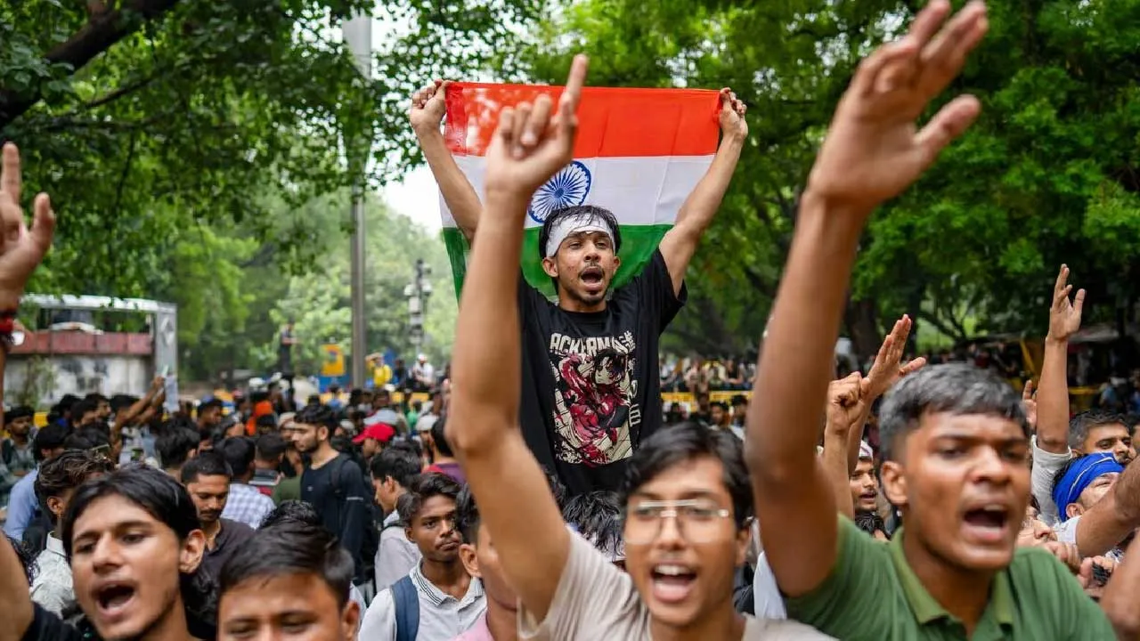 Gen Z પાસે એવું તે શું છે કે સૌથી શક્તિશાળી સરકારે પણ ઝૂકવું પડ્યું?