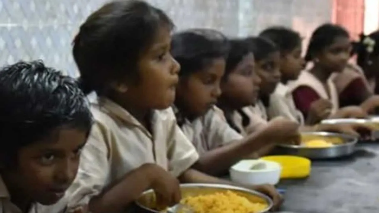 Tamil Nadu-Mid Day Meal