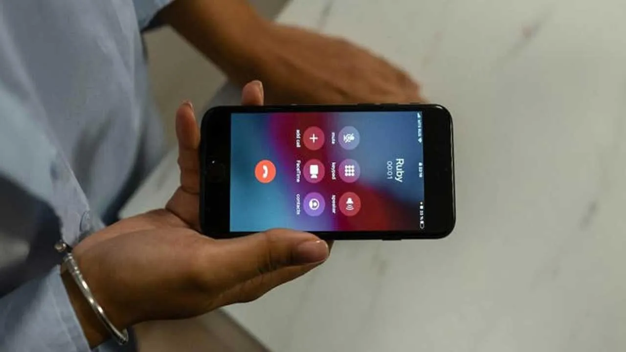 Trai-vs-Truecaller