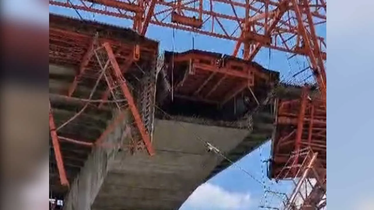 Tajpur-Bridge-Collapse