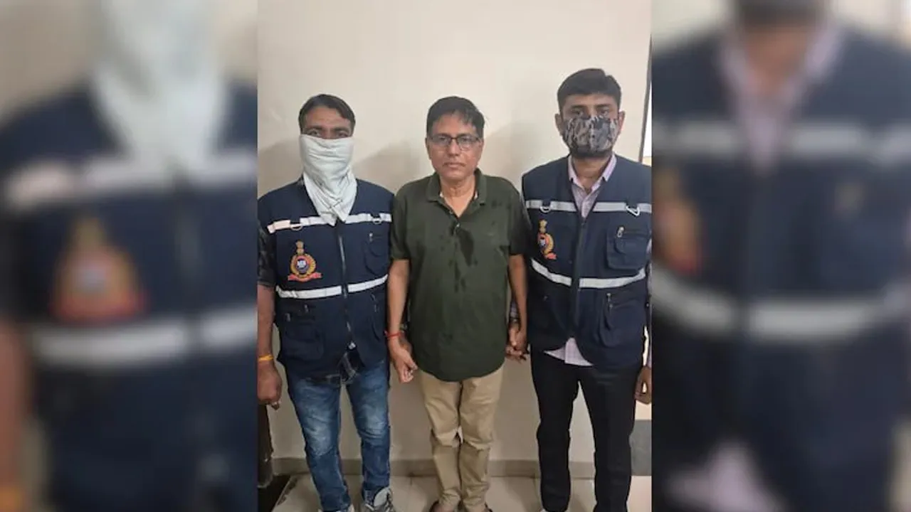 ઘરેથી મળેલા 1.76 કરોડ રોકડા, કારમાં મળેલા 5 લાખ... લાંચ લેતા ઝડપાયેલા ક્લાસ-1 ઓફિસર એ.બી. ચૌધરીને સમય પહેલા નિવૃત્ત કરી દેવાયો