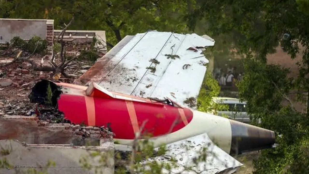 ahmedabad-plane-crash2 
