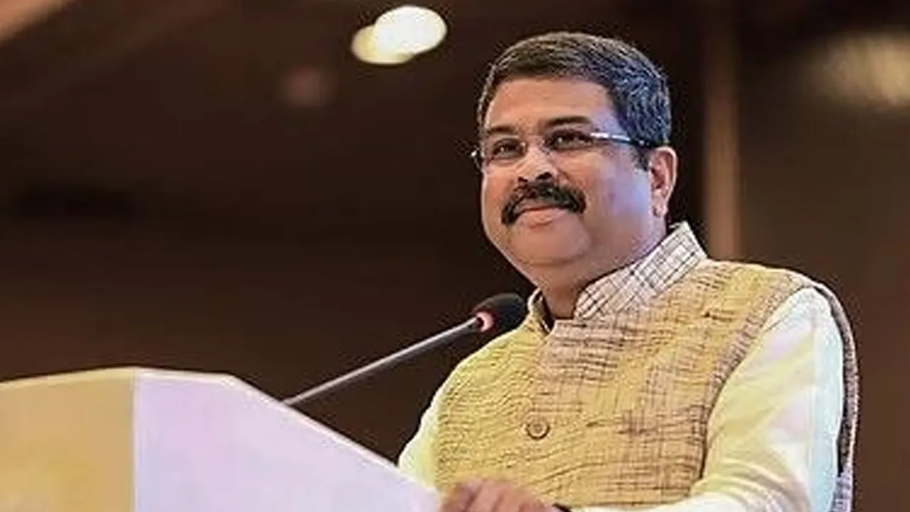 Dharmendra-pradhan4 