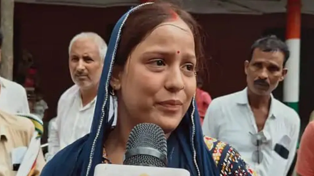 Khushbu-bano