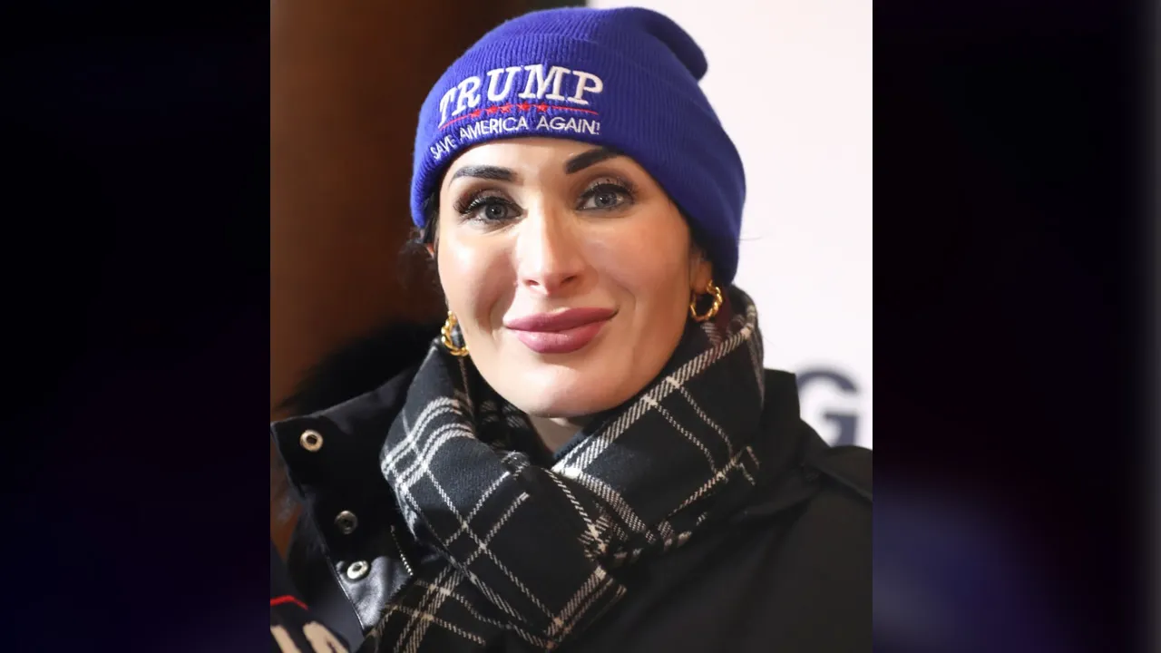Laura-Loomer1 