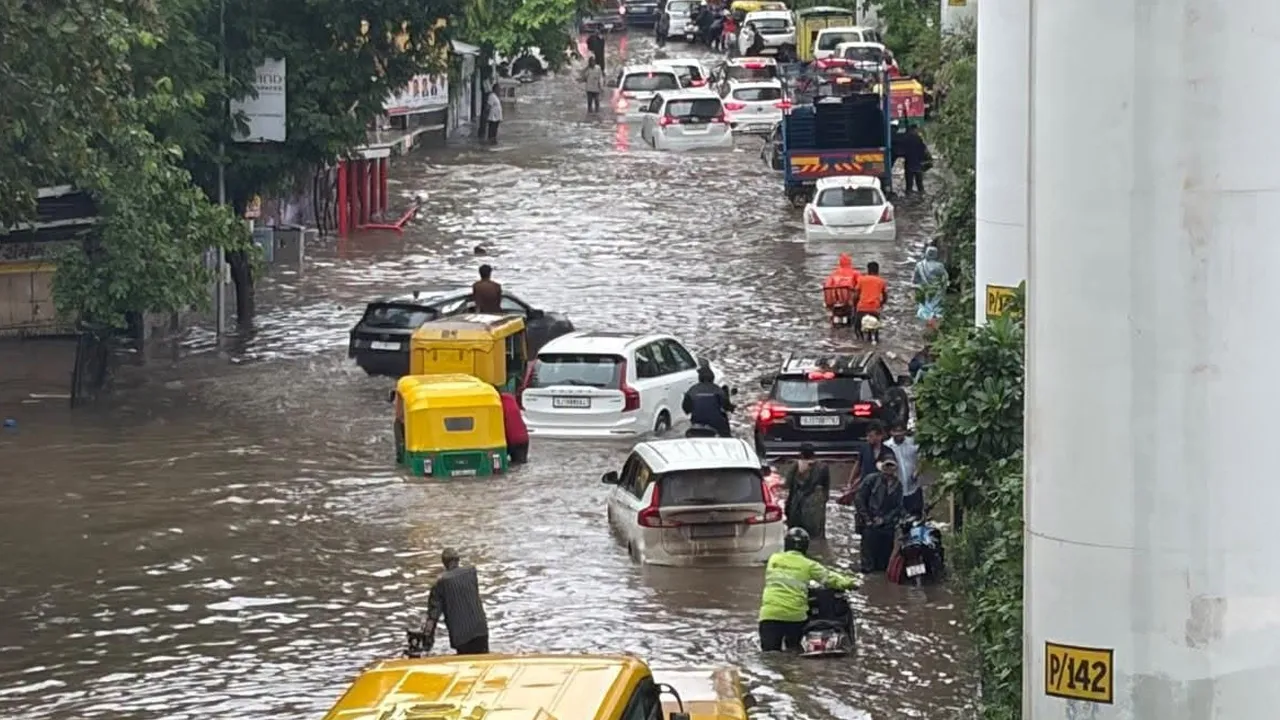 PDO-Gujarat-Heavy-Rain5 