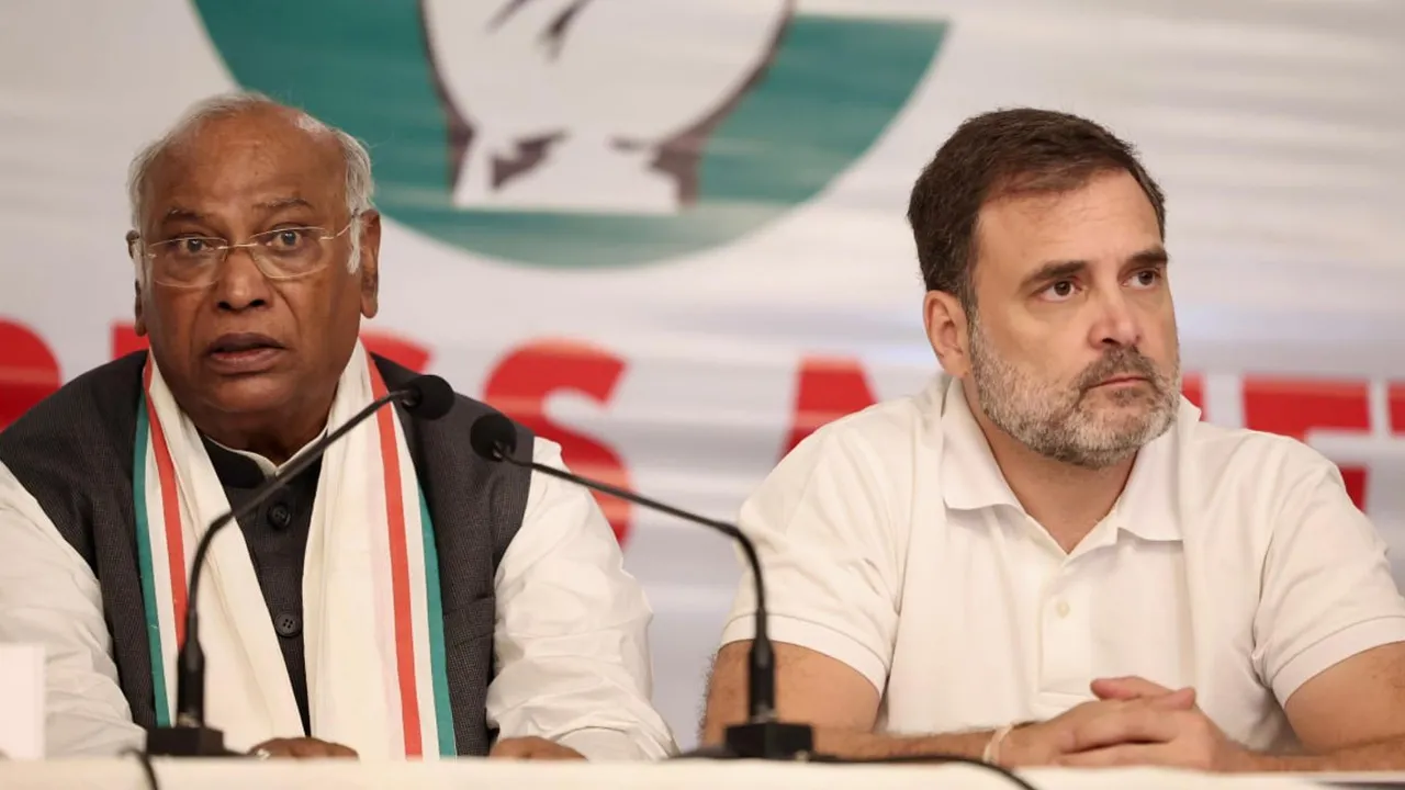 rahul-and-mallikarjun-kharge3 