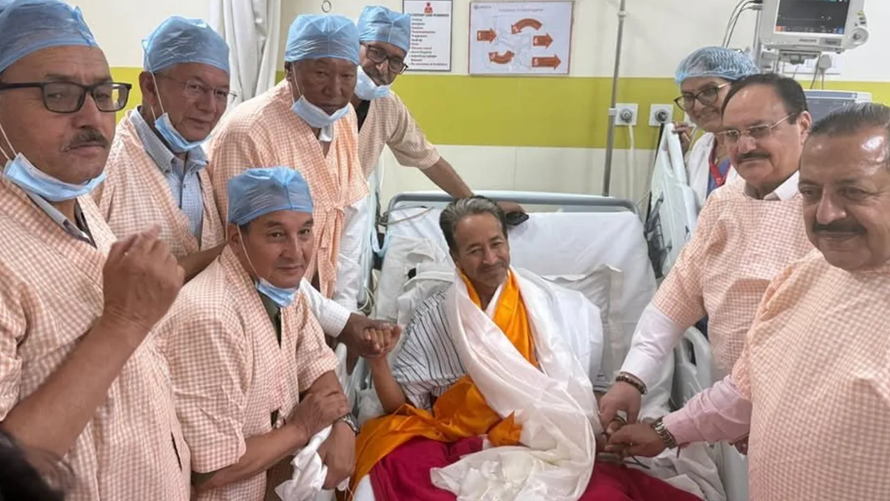 Sonam-Wangchuk-Hunger-Strike2 