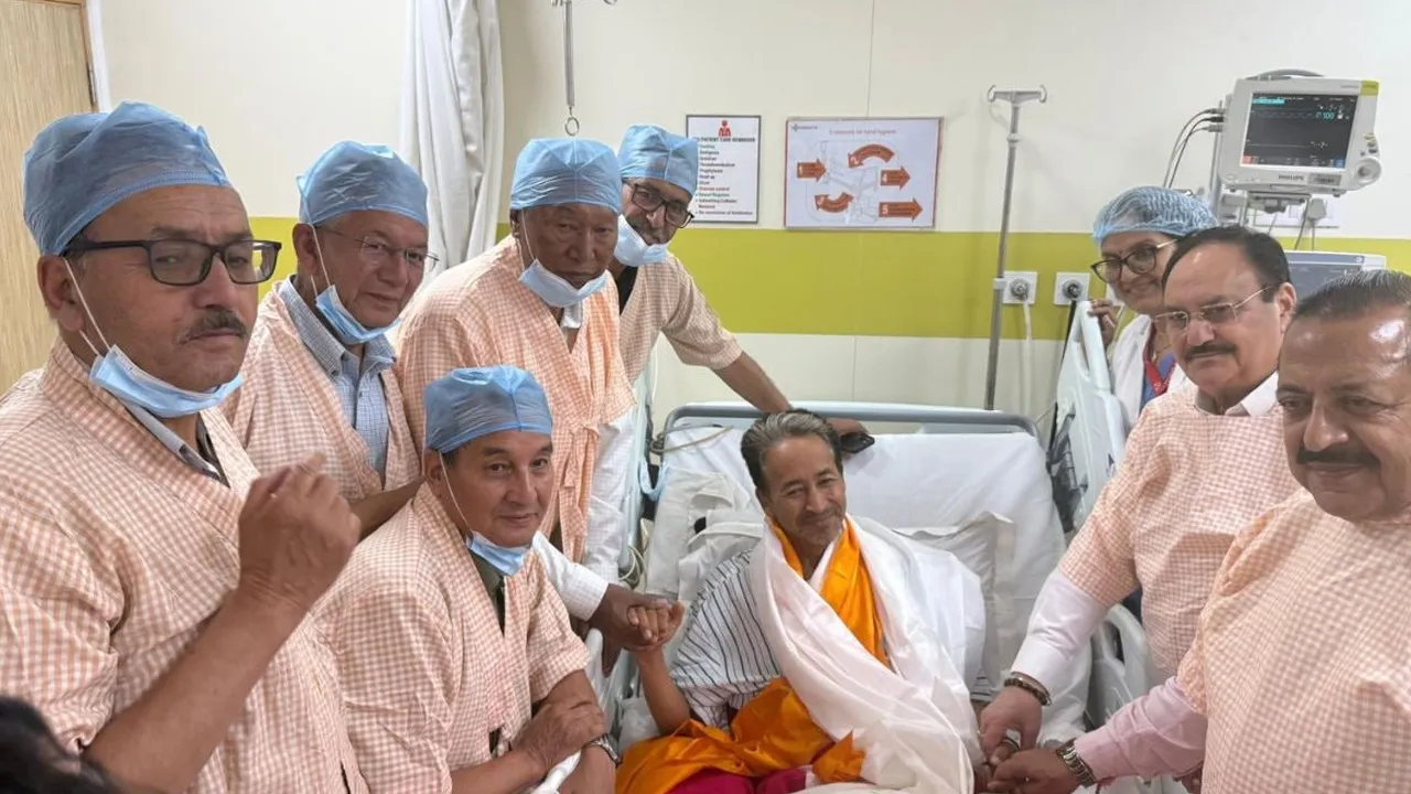 Sonam-Wangchuk-Hunger-Strike5 