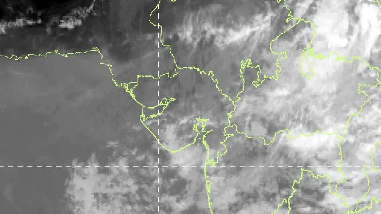 ગુજરાતમાં 5 સિસ્ટમ સક્રિય થતા 7 દિવસ માટે વરસાદની આગાહી, માછીમારોને દરિયો ન ખેડવા સુચના