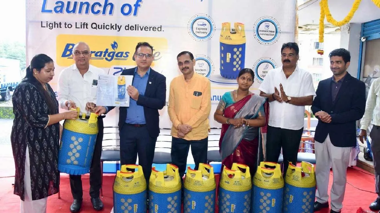 10 કિલોનો LPG સિલિન્ડર લોન્ચ, તાત્કાલિક ડિલિવરી મળશે; જાણો તેની કિંમત