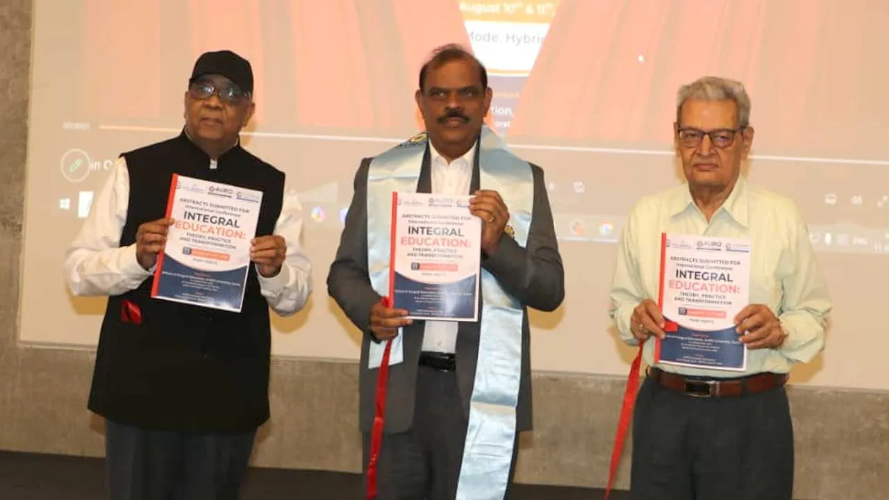 ઓરો યુનિવર્સિટીમાં 'Integral Education' પર આંતરરાષ્ટ્રીય પરિષદ યોજાઇ 
