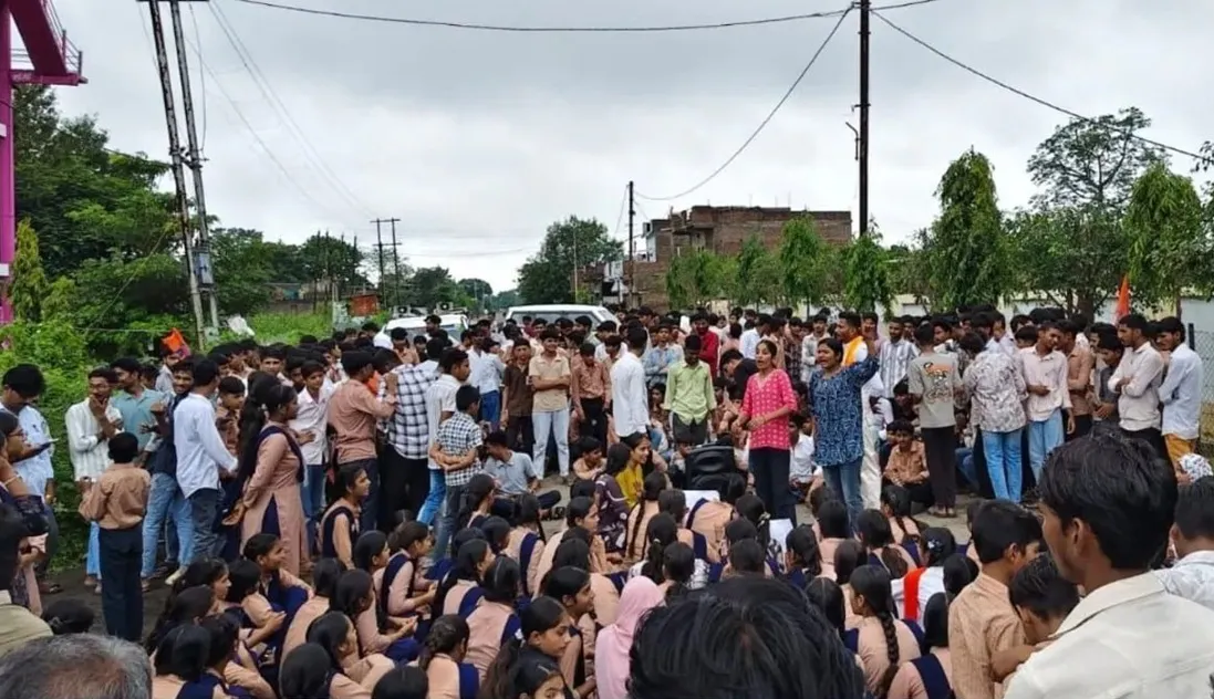 Rajgarh-Students 