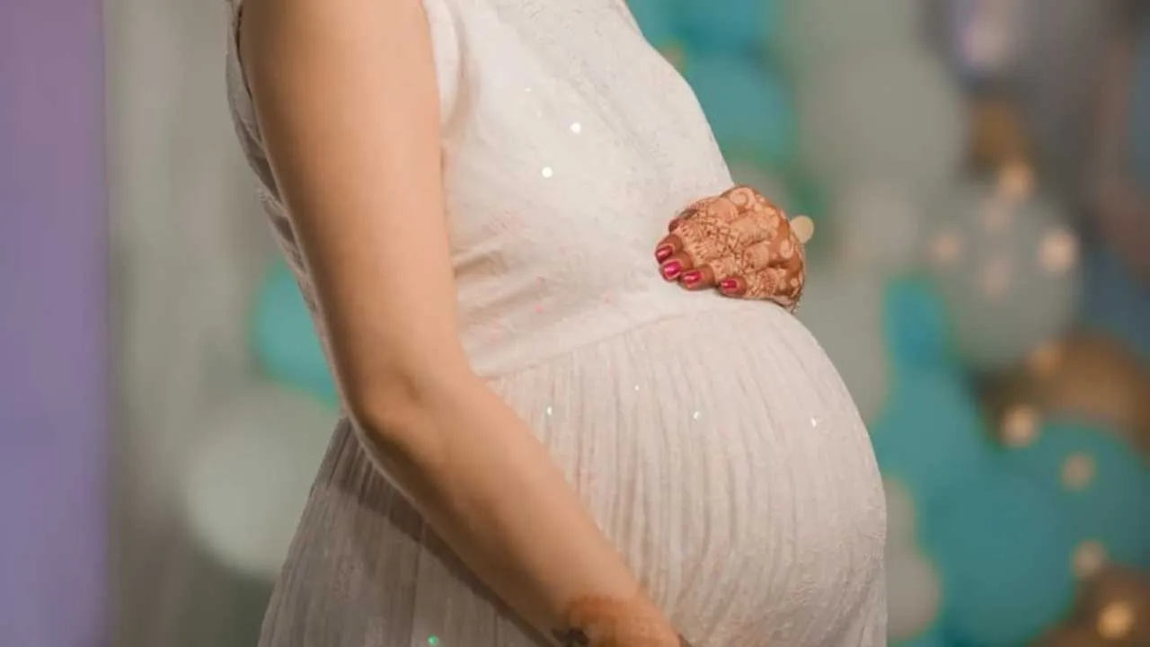 Maternity Leave-Delhi High Court