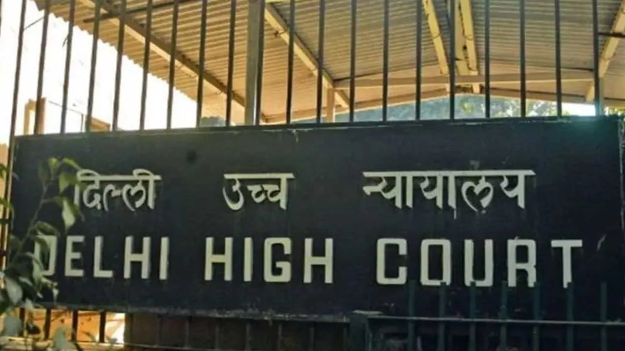 Maternity Leave-Delhi High Court