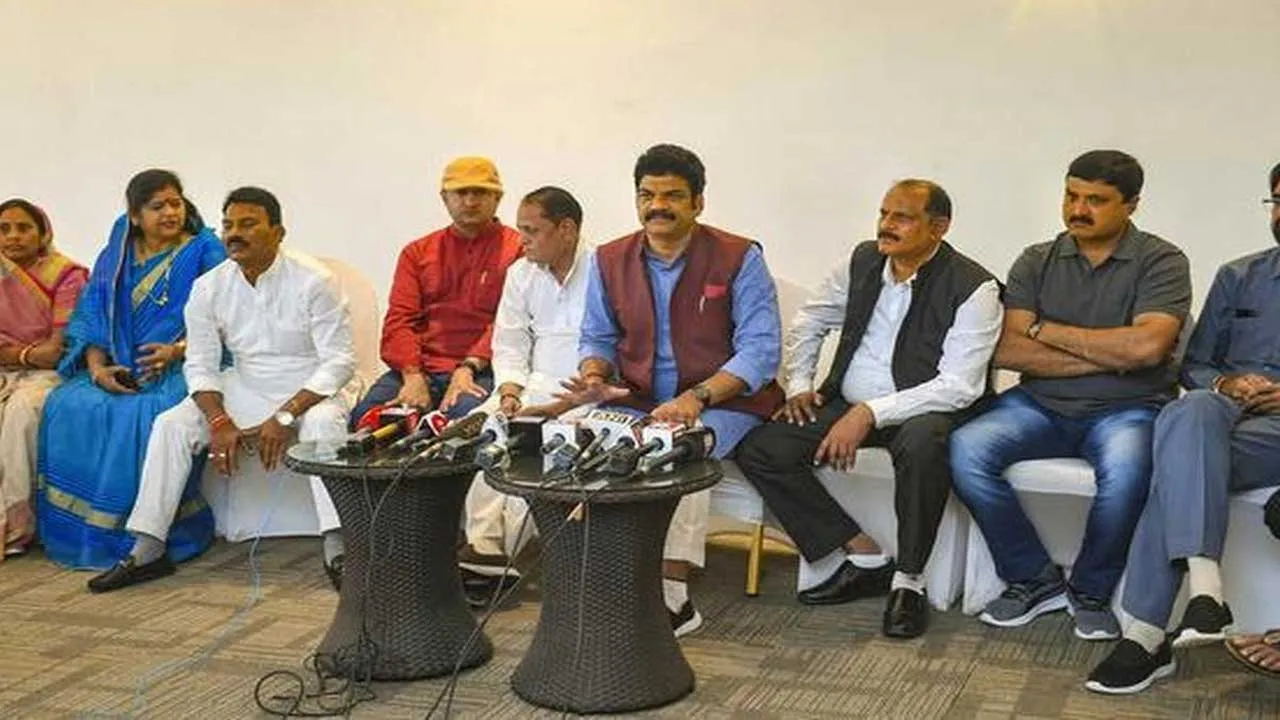 MLA Change Parties