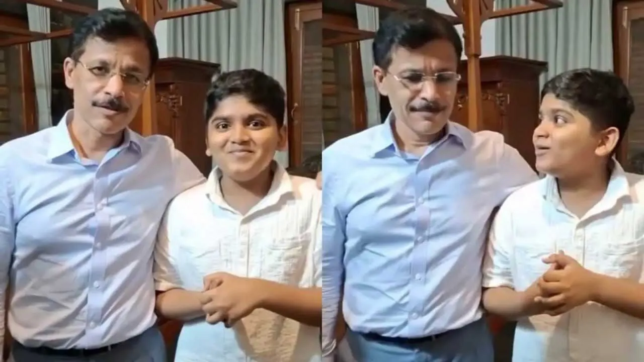 Schoolboy Vada Pav