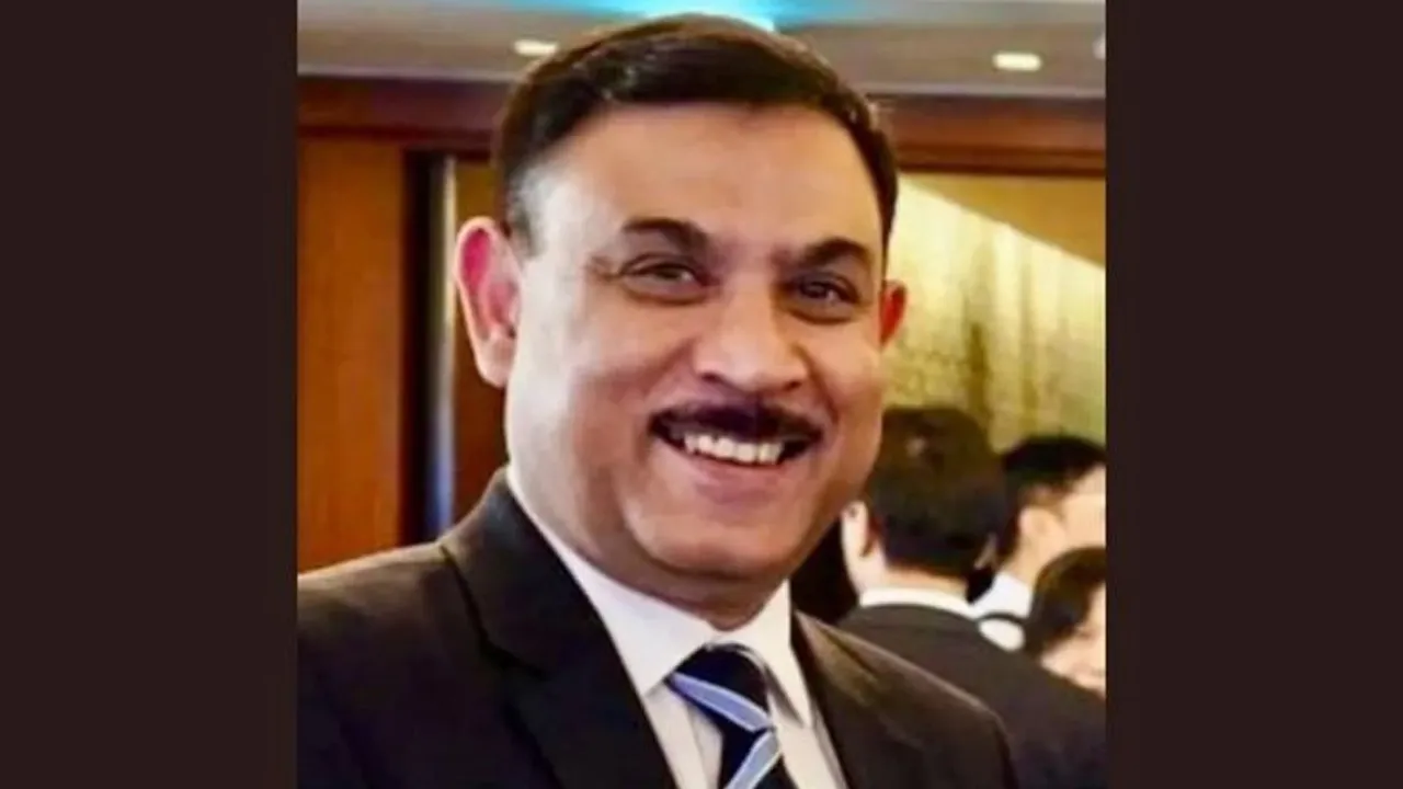 IAS1 