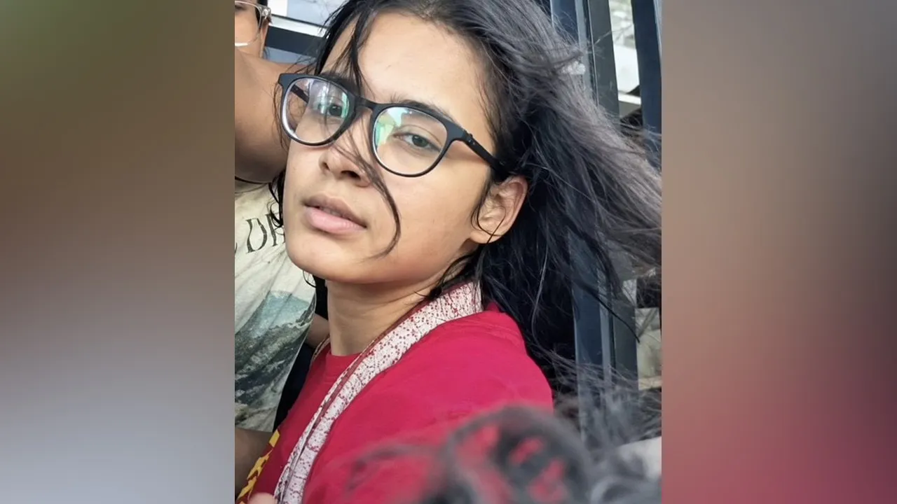 Neha-Bora3 