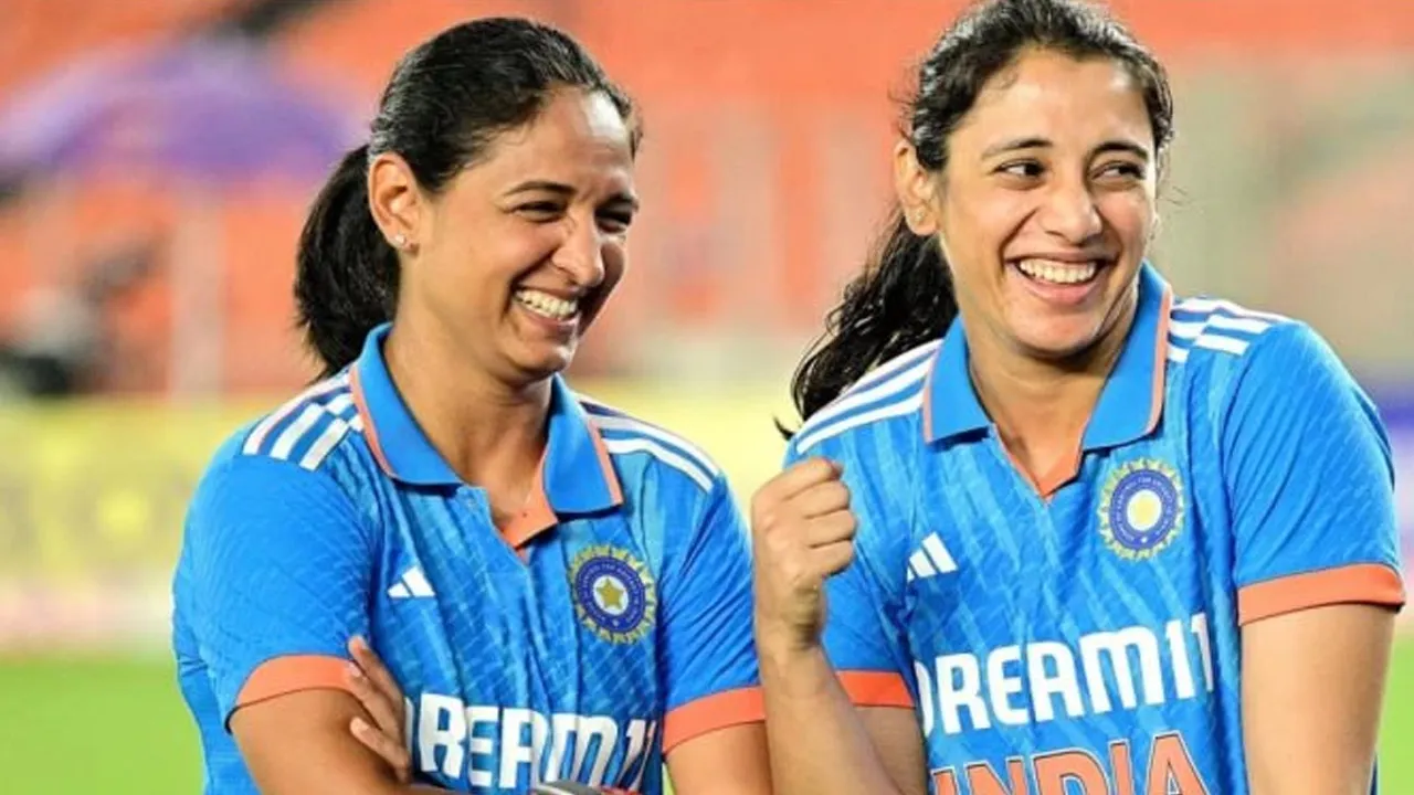 Smriti-Harmanpreet1 