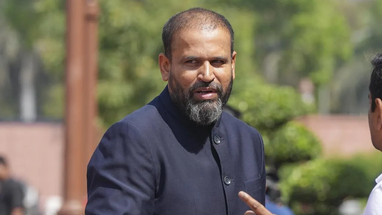 Yusuf-Pathan2 