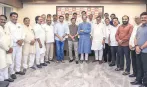ઉદ્ધવ જૂથમાં વધુ એક બળવો થવાનો છે? હવે 3 ધારાસભ્યો અને 1 MLC બેઠકમાંથી ગાયબ