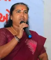 સાંસદ ગેનીબેન બોલ્યા- ‘એકાદ લાગવગ કે મિત્રતાના નાતે નાની-મોટી નોકરી મળે, બાકી..’