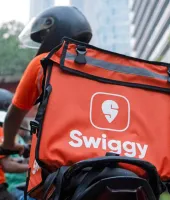 લગ્ન અગાઉ 25 લાખની જોબ છોડીને ડિલિવરી બોય બન્યો યુવક, પરિવારજનો પરેશાન, જાણો કારણ