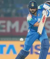 વિરાટ કોહલી બેટિંગ કરવા ઉતરતા પહેલા શું કરે છે? રાજકોટ વન-ડે અગાઉ ખુલાસો