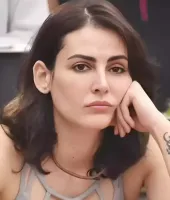 અભિનેત્રી મંદાના કરીમી પર ઈરાનમાં પ્રવેશ કરવા પર કેમ છે પ્રતિબંધ? બોલી- 'તે હજુ પણ મારો દેશ છે.'