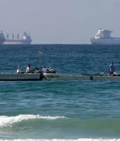 ફારસની ખાડીમાં 22 ભારતીય ટેન્કરો ફસાયા, 16 લાખ ટન ક્રૂડ અને LPGનો ભંડાર અટક્યો