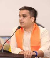 હર્ષ સંઘવીનો કોંગ્રેસ પર આકરો પ્રહાર, બોલ્યા- ‘ઘણા કોંગ્રેસીઓને પેટમાં દુઃખે છે અને દુઃખવું પણ જોઈએ..’ 