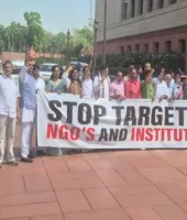 વિપક્ષ હંગામો મચાવી રહ્યું છે તે નવા FCRA બિલમાં એવું શું છે?