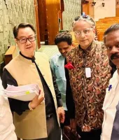 ‘કોઈ મને મહિલા વિરોધી નહીં કહી શકે’, શશિ થરૂરે કિરેન રિજિજૂ સાથેની તસવીર શેર કરી