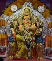 66 કિલો સોનું અને 366 કિલો ચાંદીથી સુશોભિત ગણપતિ બાપ્પા; ₹703 કરોડનો વીમો