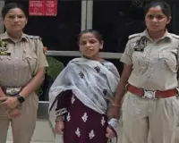 આ મહિલા ચોર ઓનલાઈન ઘરેણાં શોધતી અને દિલ્હીથી નકલી બનાવતી, પછી શોરૂમમાં અસલીથી બદલી નાંખતી!