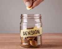 અમદાવાદમાં મહિલાએ પોલીસ પતિના નિધન બાદ બીજા લગ્ન કર્યાનું છૂપાવી ખોટા દસ્તાવેજથી પેન્શન લીધા કર્યું