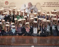 સુરતના ઉદ્યોગપતિની દીકરીઓના શિક્ષણ માટે 7500 અને ગણોત ખેડૂતોને પ્રતિ ખેડૂત 7500 રૂપિયાની આર્થિક સહાય