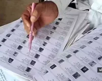 સુરતના BLO દેશમાં સૌથી વધારે પરેશાન કેમ?