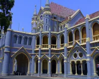 કલેક્ટરની ભૂલથી એક વર્ષ જેલમાં રહ્યો નિર્દોષ, હાઈકોર્ટે કહ્યું- પોતાના ખિસ્સામાંથી 2 લાખ ભરો’