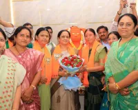 મહારાષ્ટ્રના મંત્રી ગિરીશ મહાજનના પત્ની સાધના જામનેર નગરપાલિકામાં મેયર તરીકે બિનહરીફ ચૂંટાયા, આ કાઉન્સિલરો પણ જીત્યા