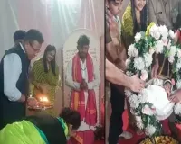 સુરત પોલીસે ત્યજી દેવાયેલી નવજાત બાળકીની છઠ્ઠી વિધિ ઉજવી; નામ રાખ્યું- ‘હસ્તી’