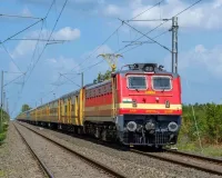 ટ્રેનમાં મુસાફરો કરી દીધી આ ભૂલ, રેલવેએ 155 કરોડ રૂપિયાનો દંડ વસૂલ્યો